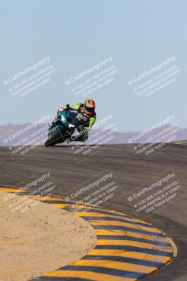 media/Dec-18-2022-SoCal Trackdays (Sun) [[8099a50955]]/Turns 9 and 10 Set 1 (1045am)/